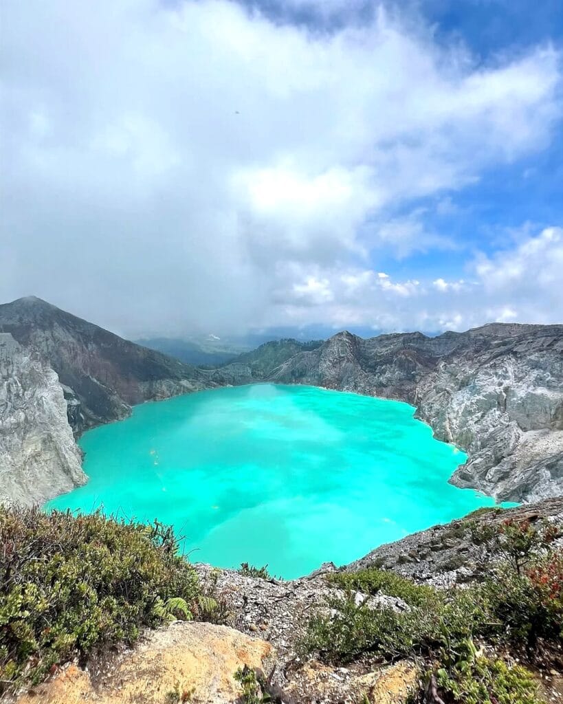 kawah-ijen-1